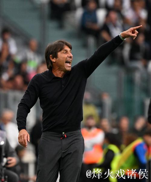 那不勒斯再负欧冠，穆里尼奥回击孔蒂