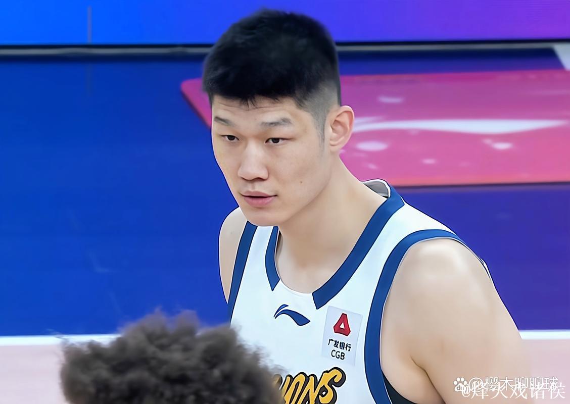 CBA-胡金秋砍下22分 上海99-77大胜广厦喜迎7连胜