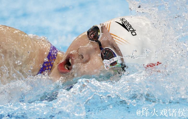 世锦赛女子50米自由泳：程玉洁吴卿风晋级半决赛