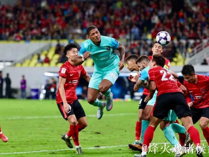亚冠-蓉城全场仅1次射正胡荷韬伤退 0-2不敌柔佛新山 亚冠-蓉城全场仅1次射正胡荷韬伤退 0-2不敌柔佛新山